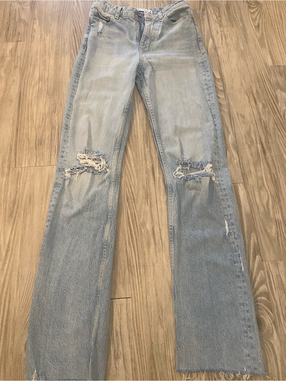 Zara Light Blue High-Rise Straight-Leg Distressed Jeans (Size 2)
